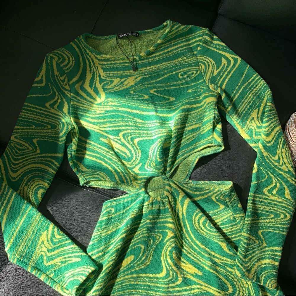 ZARA GREEN SWEATER MINI DRESS - Picture 8 of 12